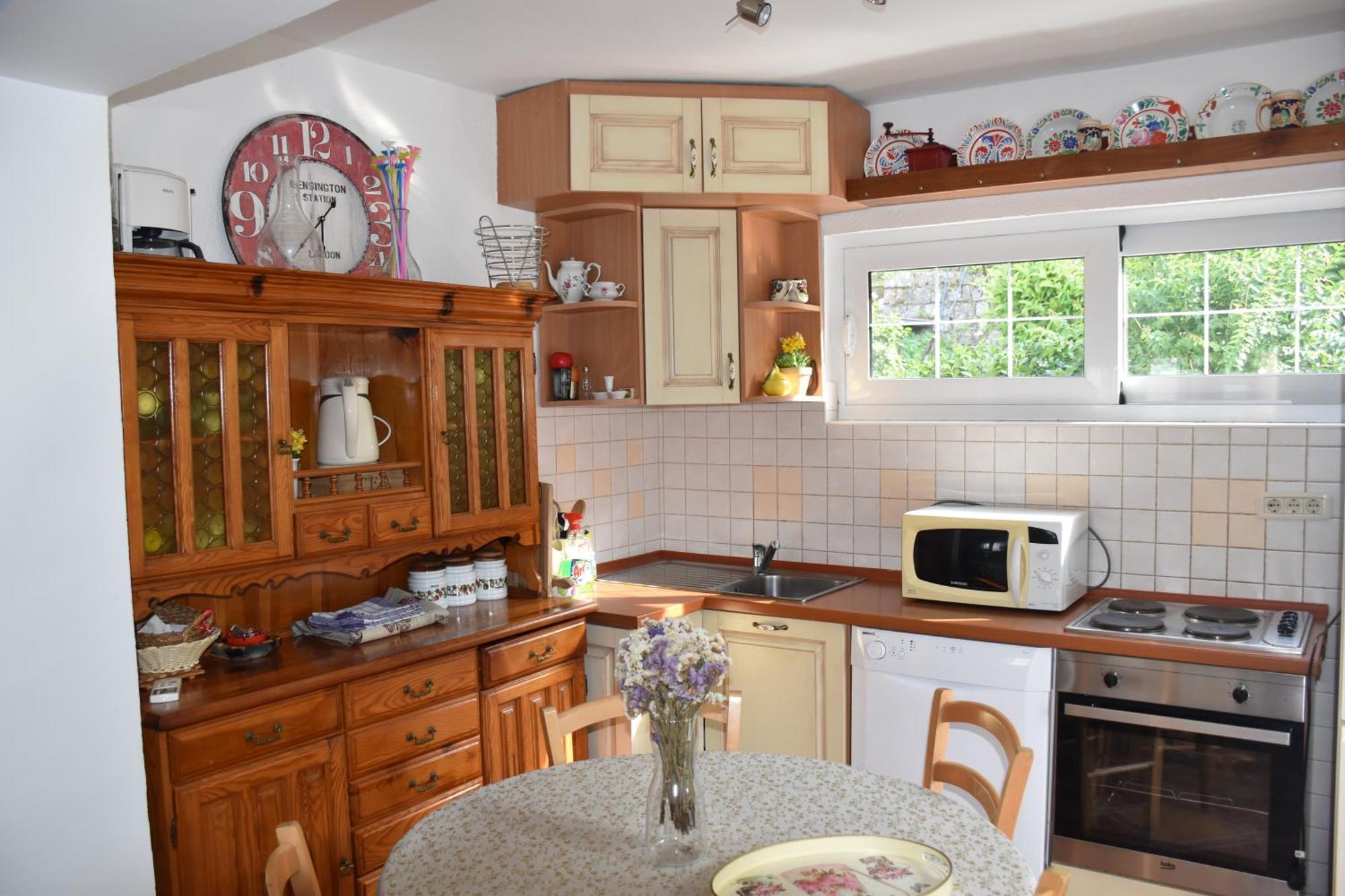 Apartments Ivanovic コトル 部屋 写真