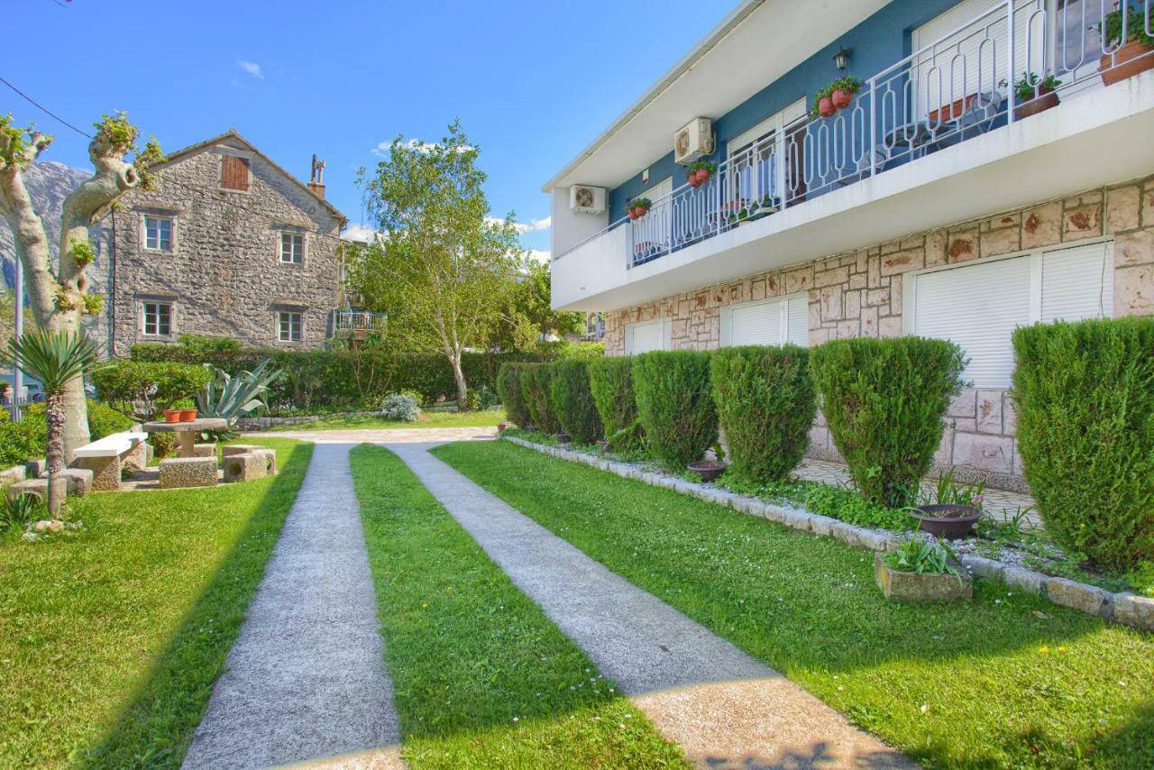 Apartments Ivanovic コトル エクステリア 写真