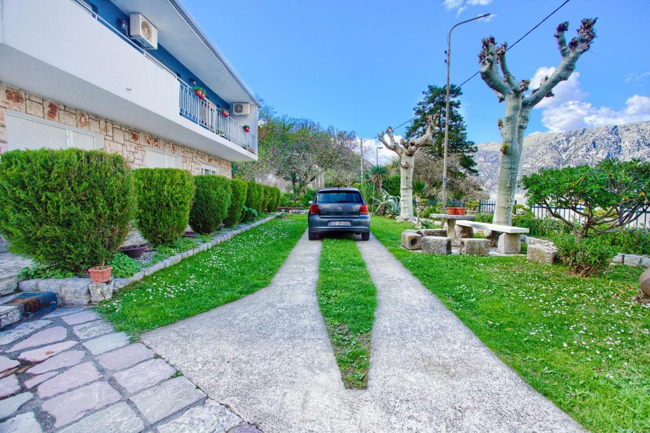 Apartments Ivanovic コトル エクステリア 写真